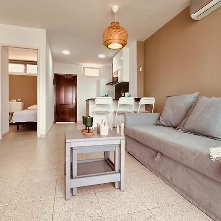 Click&guest - Star In Maspalomas Appartamento *